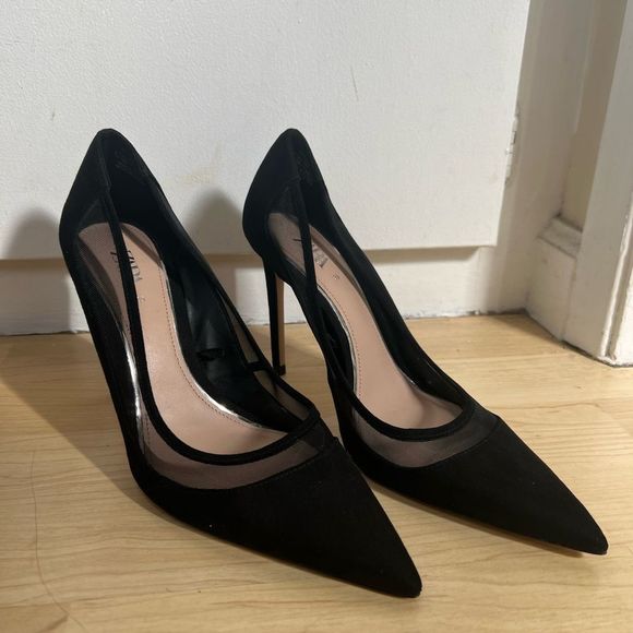 Shoes - Zara heels